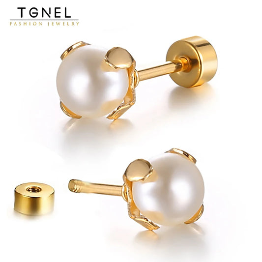 Ear Studs with Pearl