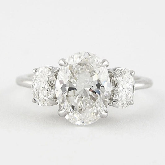 Sparkling Oval Ring